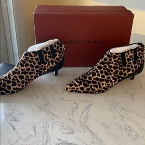 Donald Pilner Ilex Pointed Toe Kitten Heel bootie